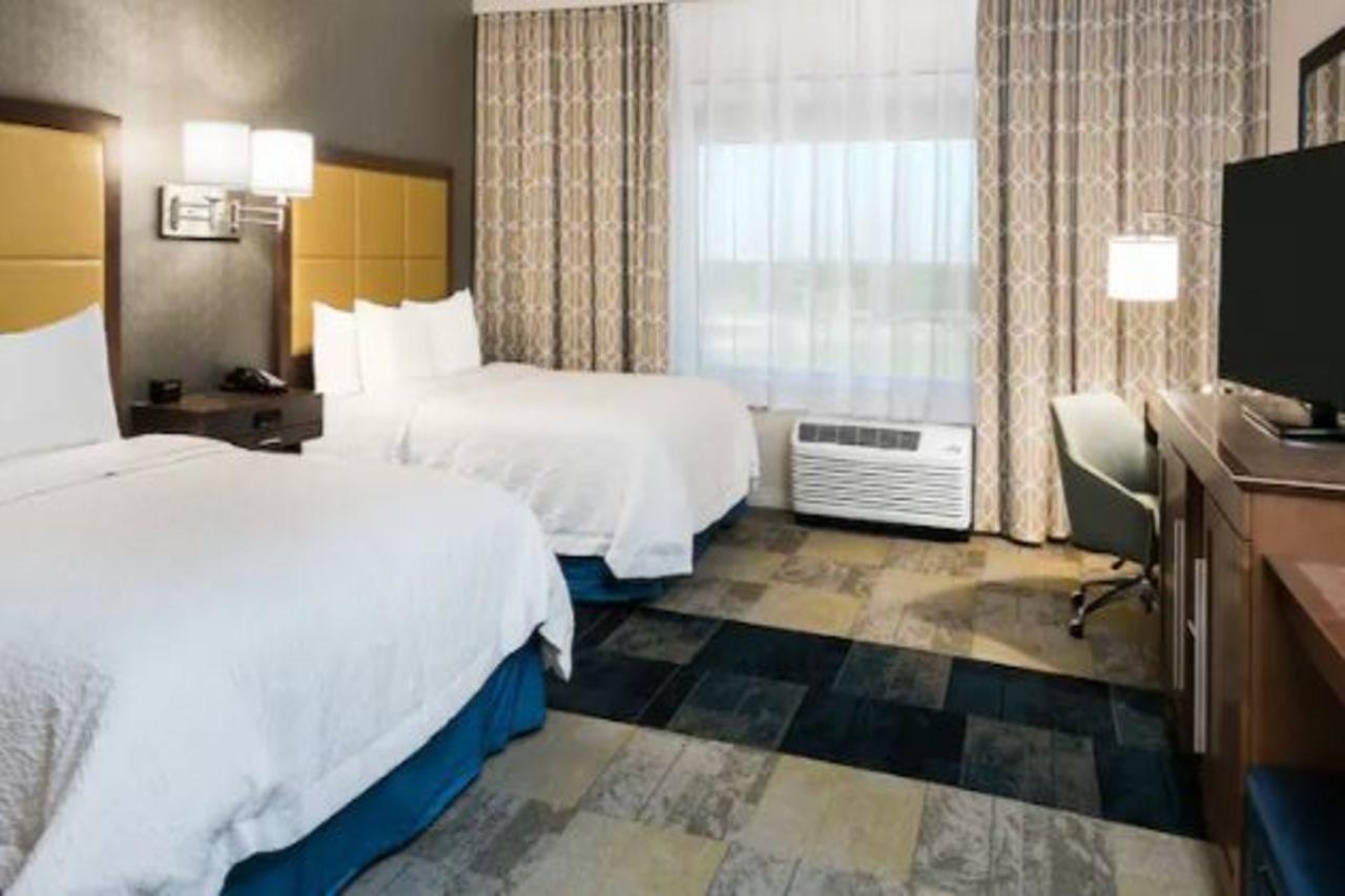 Hampton Inn & Suites San Antonio Brooks City Base, Tx Eksteriør billede